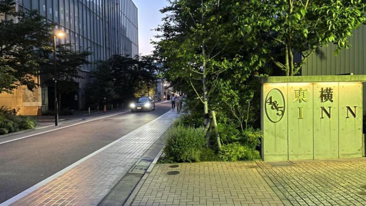 Toyoko Inn Tokyo Shinagawa Konan-Guchi Tennozu Isle Exterior photo