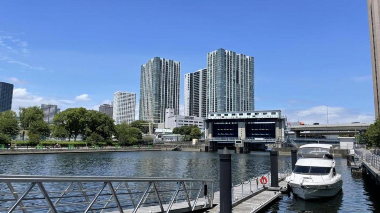 Toyoko Inn Tokyo Shinagawa Konan-Guchi Tennozu Isle Exterior photo